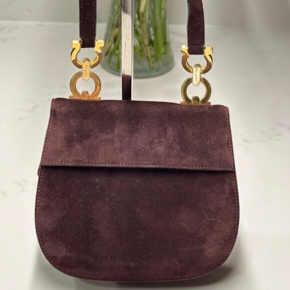 🔥🔥🔥Salvatore Ferragamo Suede Plum/Burgundy Color Crossbody/Shoulder Bag EUC! - Picture 2 of 16
